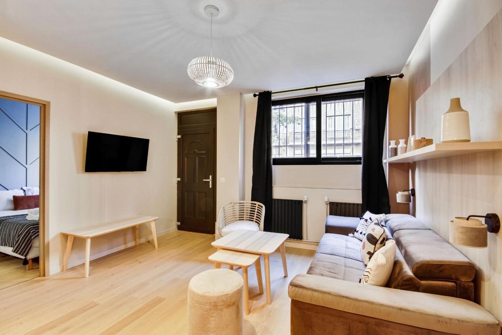 198 Emma - Superb In Appartement *
